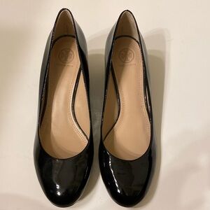 Tory Burch black patent leather wedge heels shoes